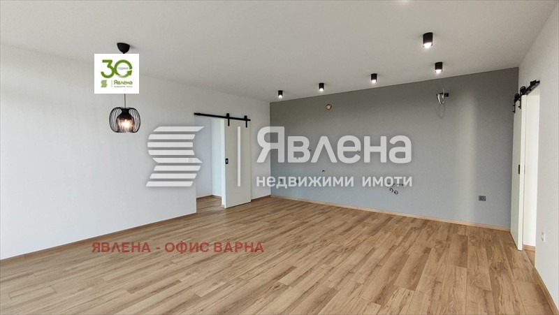 Продава КЪЩА, с. Църква, област Добрич, снимка 2 - Къщи - 55535283