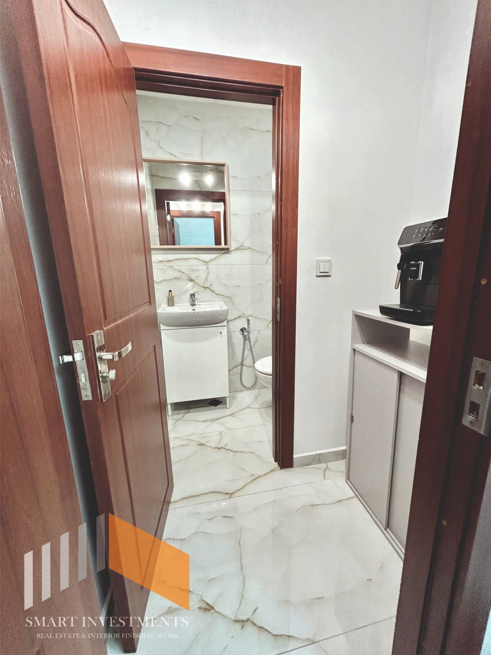 Продава ОФИС, гр. Варна, Център, снимка 7 - Офиси - 54612261