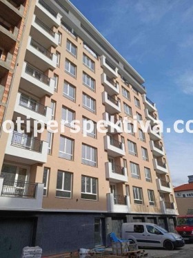 Продажба на тристайни апартаменти в град Пловдив — страница 16 - изображение 19 