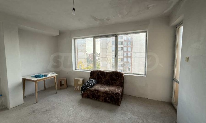 Продава 3-СТАЕН, гр. Велико Търново, Колю Фичето, снимка 3 - Апартаменти - 52616223