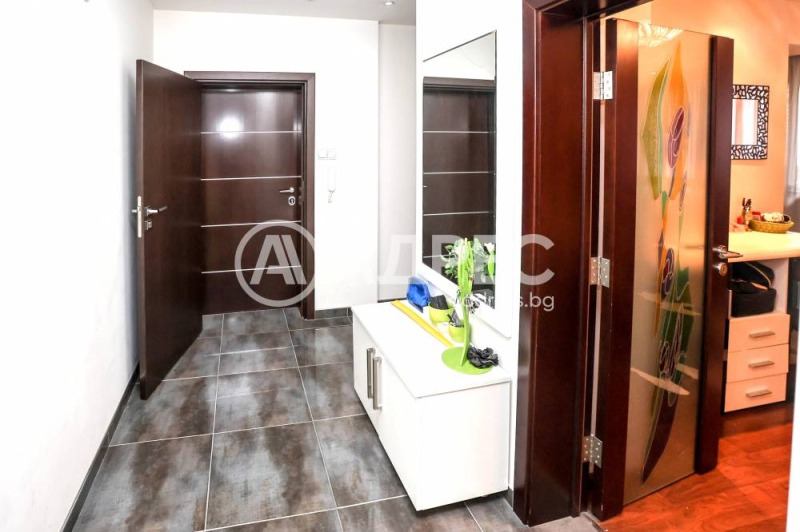 Продава 3-СТАЕН, гр. София, Център, снимка 14 - Апартаменти - 52985262