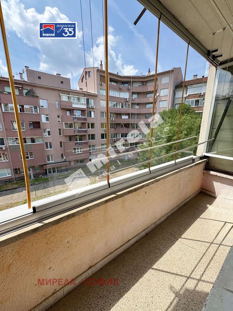 Продава 3-СТАЕН, гр. София, Медицинска академия, снимка 9 - Апартаменти - 55556194