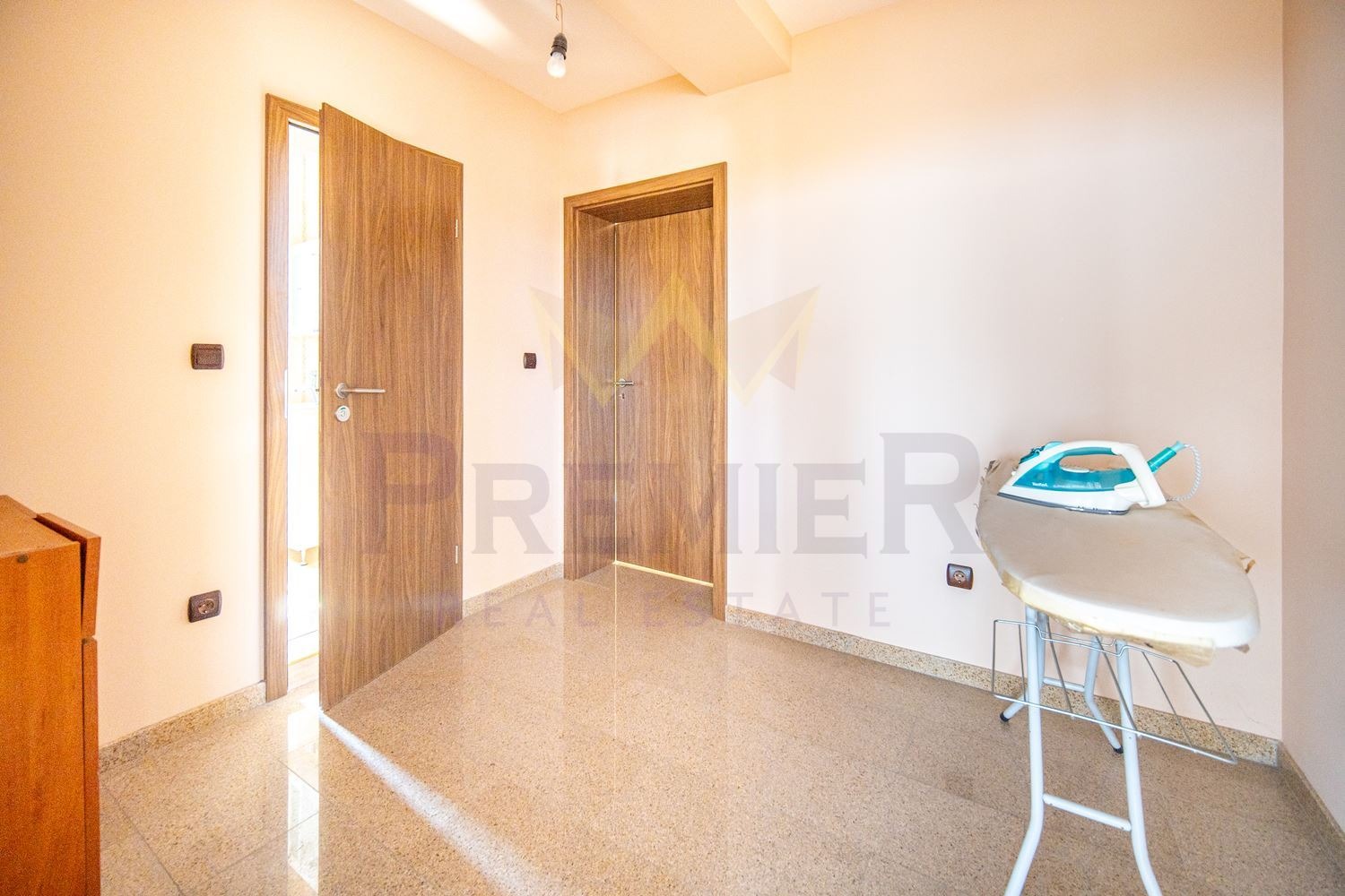 Продава КЪЩА, с. Кранево, област Добрич, снимка 11 - Къщи - 54111401