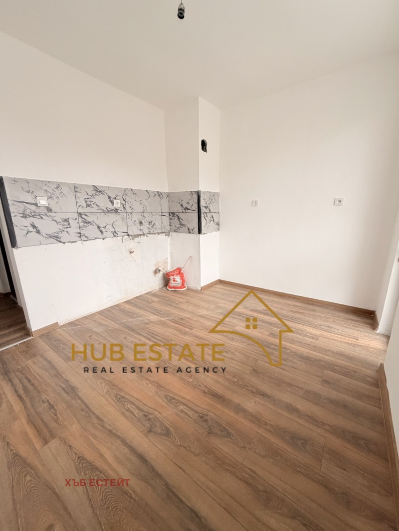 Продава 2-СТАЕН, гр. Добрич, Център, снимка 5 - Апартаменти - 52821663