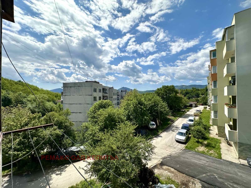 Продава  3-стаен, област Велико Търново, гр. Елена • 50 000 EUR • ID 13040860 — holmes.bg - [1] 