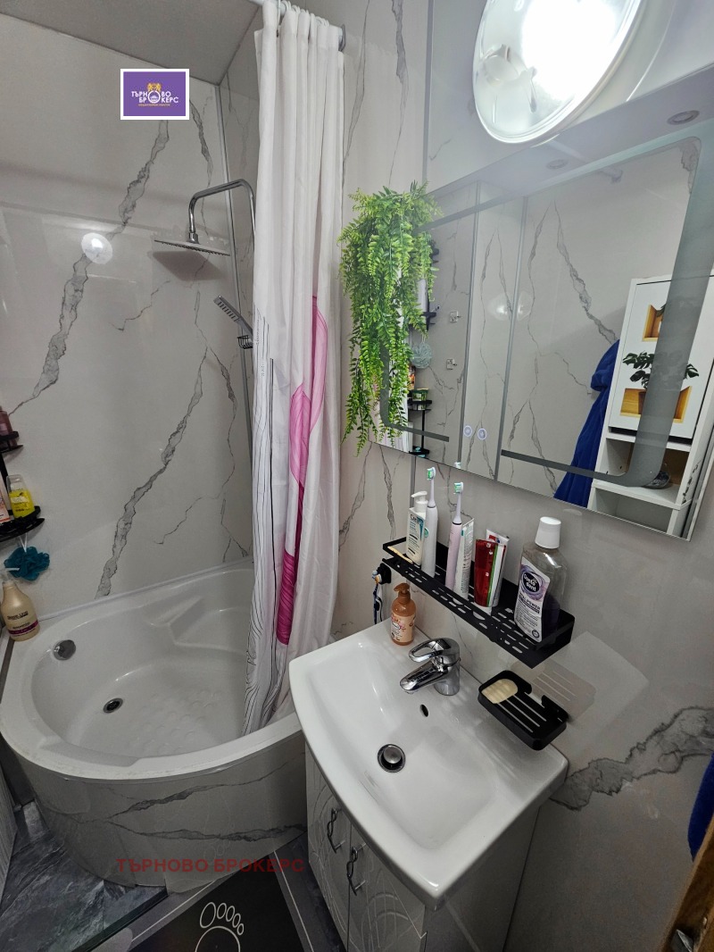 Продава 3-СТАЕН, гр. Велико Търново, Колю Фичето, снимка 11 - Апартаменти - 53449930