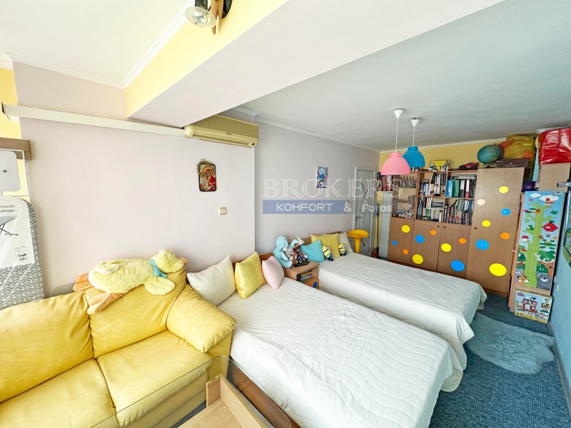 En venta  3 dormitorios Varna , Lyatno kino Trakiya , 100 metros cuadrados | 27122577 - imagen [10]