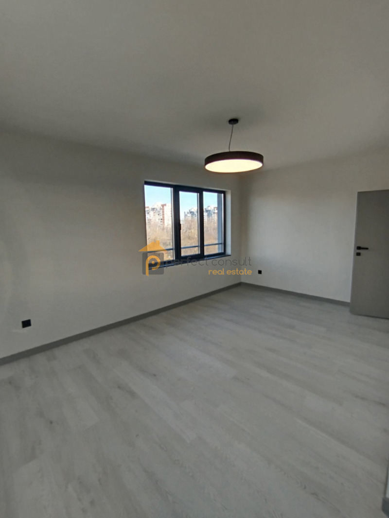 Продава 4-СТАЕН, гр. Пловдив, Кършияка, снимка 3 - Апартаменти - 53259698