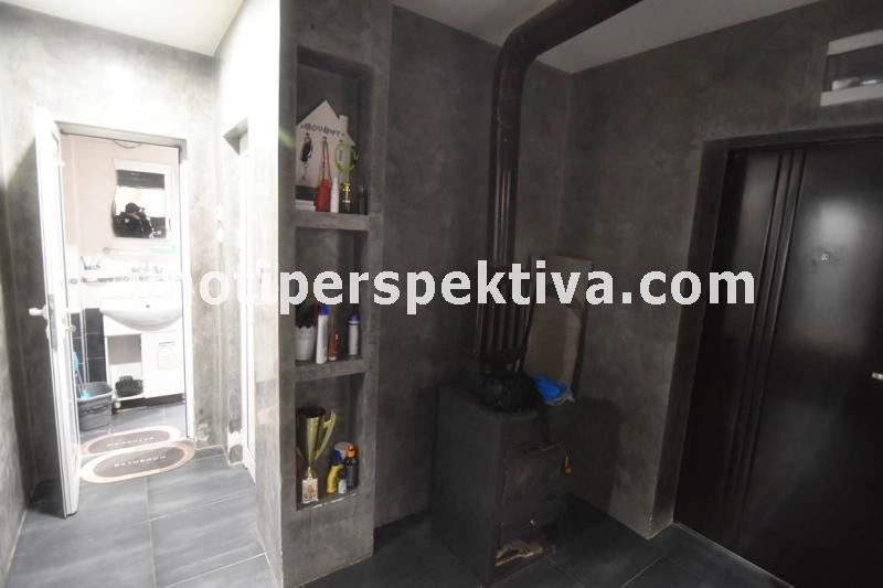 Продава ЕТАЖ ОТ КЪЩА, гр. Пловдив, Христо Смирненски, снимка 11 - Етаж от къща - 53321971