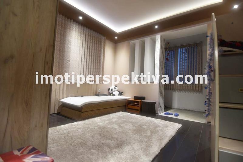 Продава ЕТАЖ ОТ КЪЩА, гр. Пловдив, Христо Смирненски, снимка 7 - Етаж от къща - 53321971