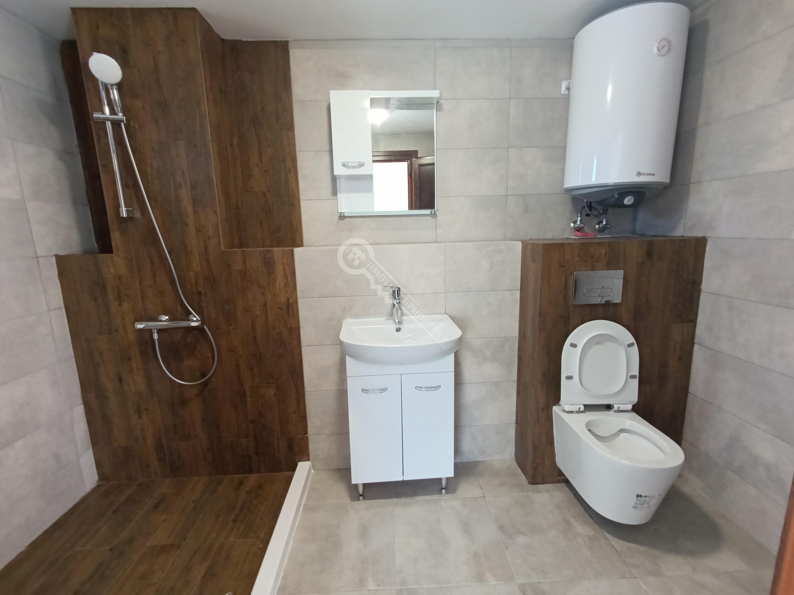 Продава КЪЩА, с. Ново село, област Велико Търново, снимка 13 - Къщи - 53720808