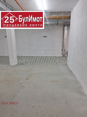 Parking space Kolhozen pazar, Varna 5