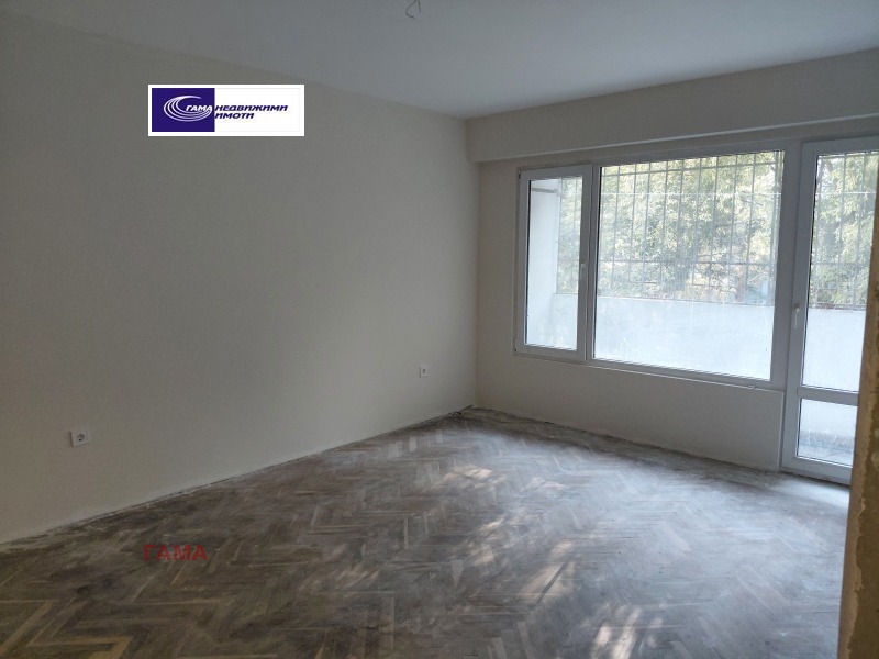 Продава 4-СТАЕН, гр. Варна, Цветен квартал, снимка 5 - Апартаменти - 52288488