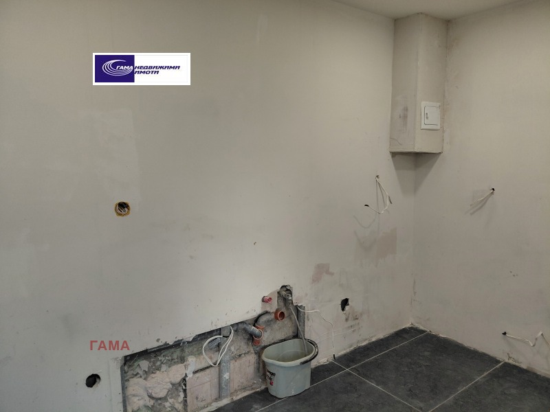 Продава 4-СТАЕН, гр. Варна, Цветен квартал, снимка 2 - Апартаменти - 52288488