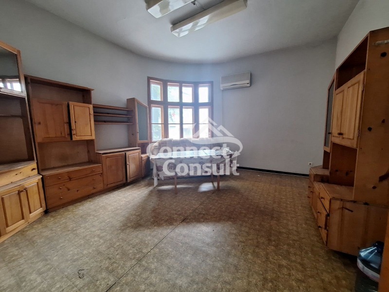 Продава  Етаж от къща, град Пловдив, Център •  220 000 EUR • ID 87768274 — holmes.bg - [1] 
