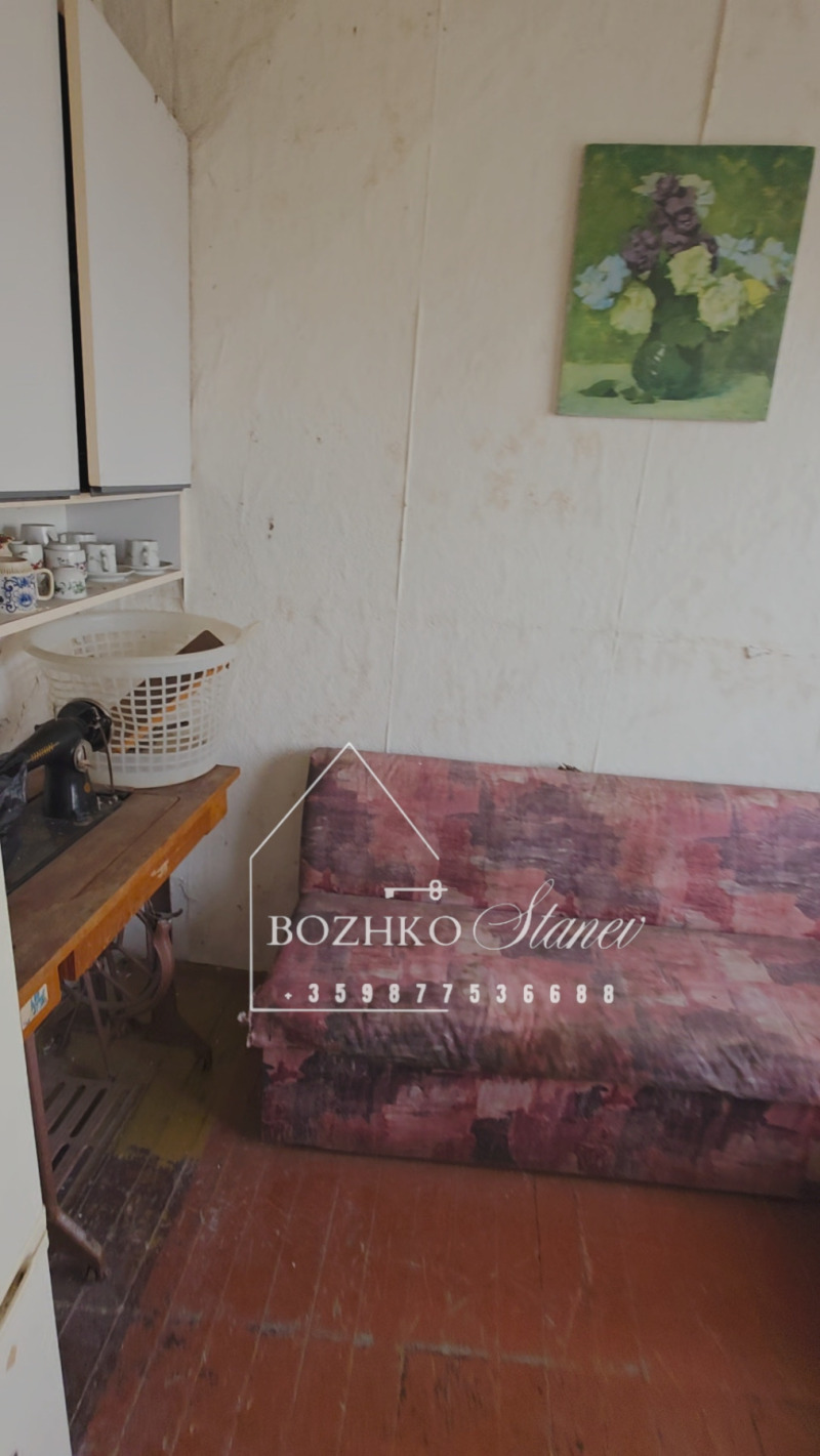 Продава КЪЩА, гр. Долни чифлик, област Варна, снимка 15 - Къщи - 52484540