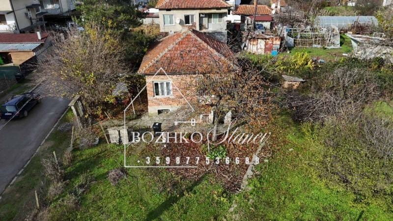 Продава КЪЩА, гр. Долни чифлик, област Варна, снимка 2 - Къщи - 52484540