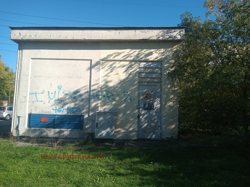 Na prodej  Úložný prostor Sofia , Družba 1 , 9 m2 | 75686516 - obraz [3]