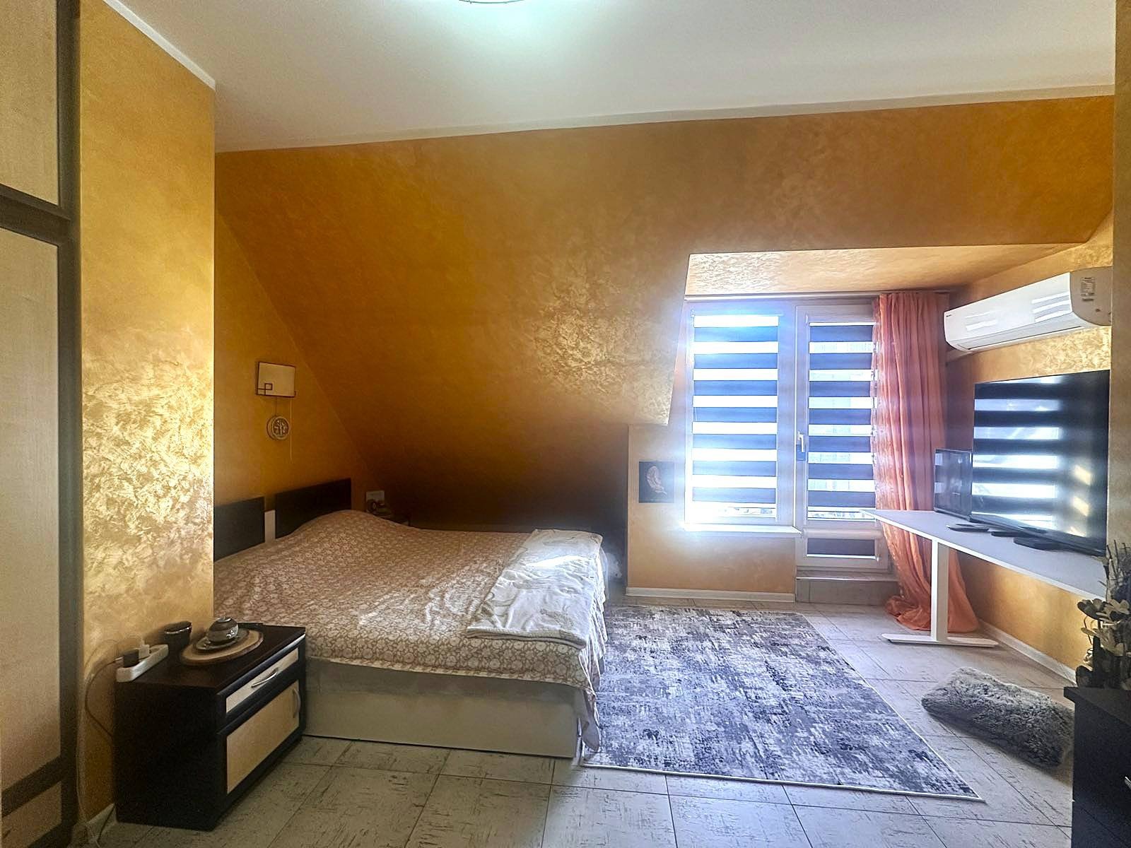 Продава МЕЗОНЕТ, гр. Шумен, Томбул джамия, снимка 3 - Апартаменти - 53808927