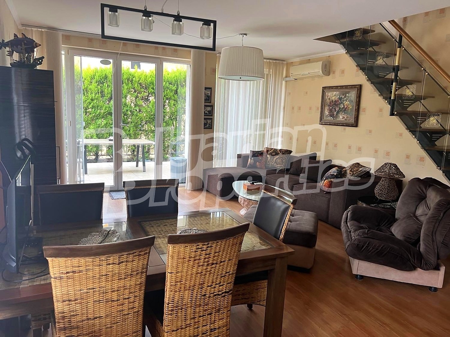 Продава КЪЩА, гр. Свети Влас, област Бургас, снимка 2 - Къщи - 52648286