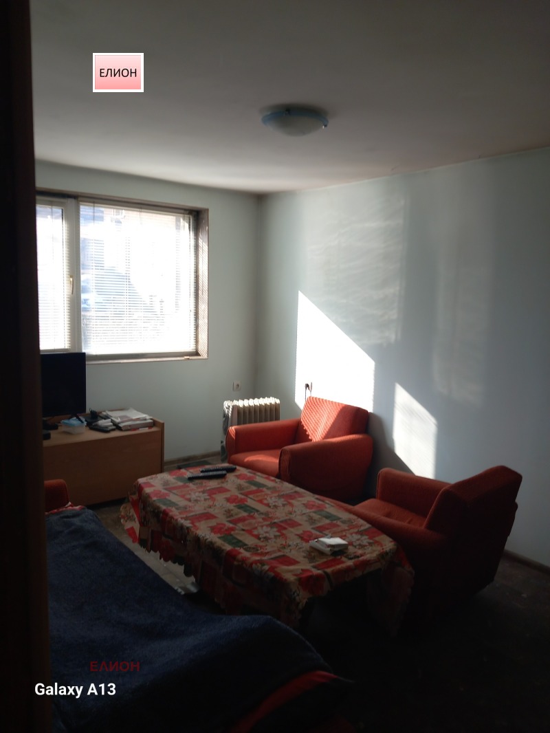 Продава ЕТАЖ ОТ КЪЩА в град Перник, Пригаров район - 98 кв.м / 69 800 € » 136 516.93 лв., ЕЛИОН
