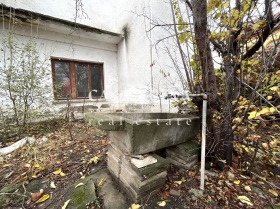 House Lepitsa, region Pleven 14