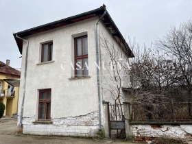 House Lepitsa, region Pleven 13