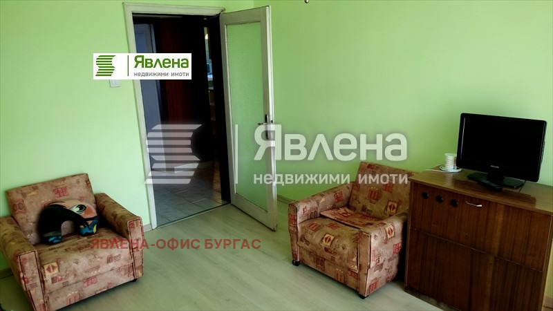 Продава 2-СТАЕН, гр. Бургас, Изгрев, снимка 4 - Aпартаменти - 47389820