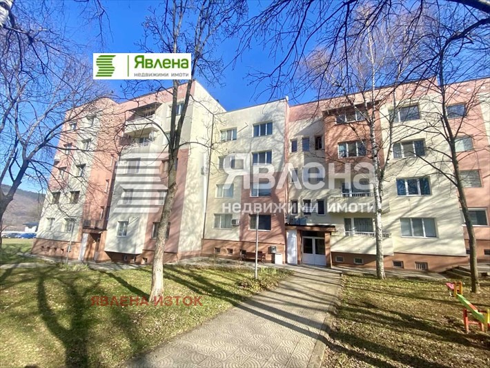 Продава  2-стаен област София , гр. Правец , 57 кв.м | 86765817