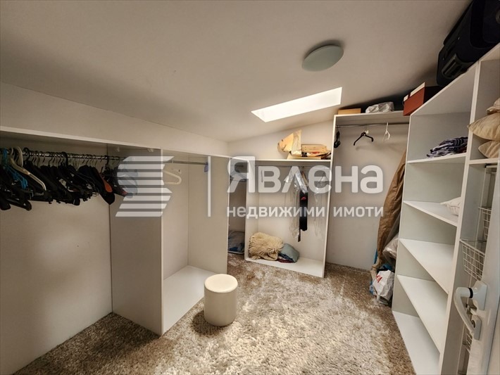 Продава МНОГОСТАЕН, гр. София, Център, снимка 14 - Апартаменти - 55181815