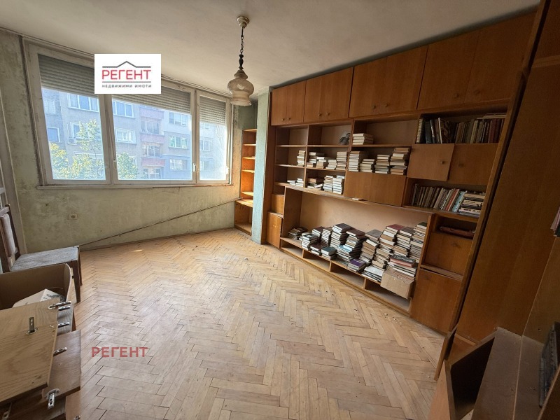 Продается  1 спальня Габрово , Център , 60 кв.м | 30235838