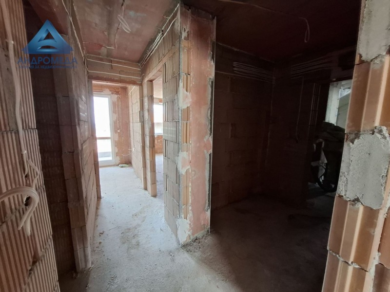 Eladó  2 hálószobás Pleven , Sirok centar , 90 négyzetméter | 71756169 - kép [4]