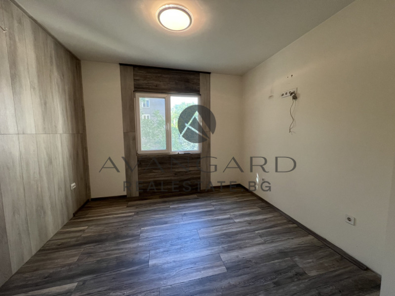 For Sale  2 bedroom Plovdiv , Kyuchuk Parizh , 69 sq.m | 50208406 - image [3]