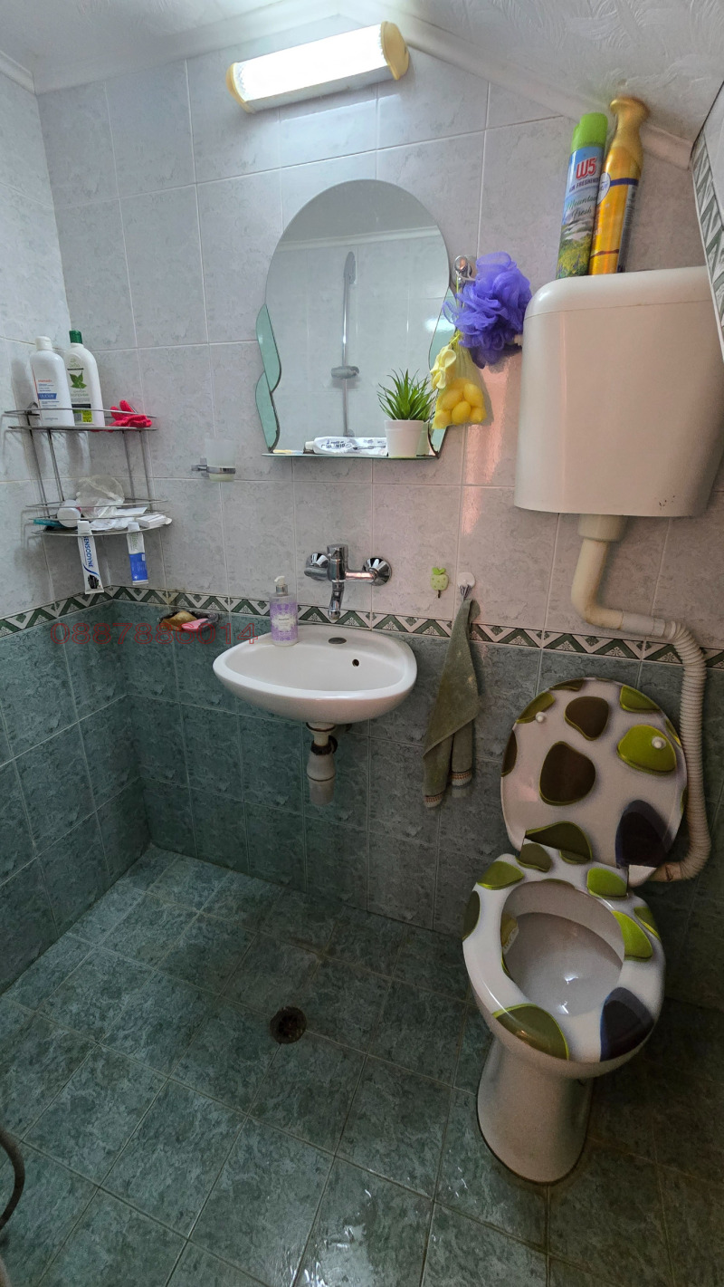 Продава КЪЩА, гр. Шумен, Дивдядово, снимка 6 - Къщи - 53423345