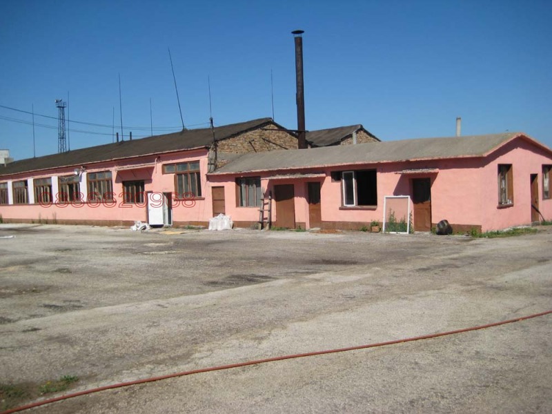 Satılık  Komplo Varna , Planova promişlena zona , 53000 metrekare | 24814518