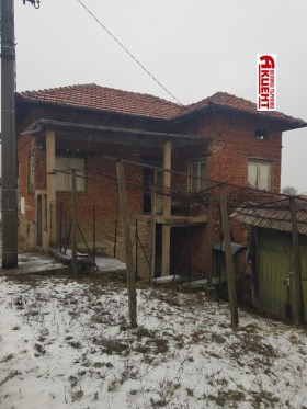 Продажба на имоти в с. Буйновци, област Велико Търново - изображение 5 