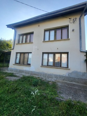 Hus Apriltsi, region Lovech