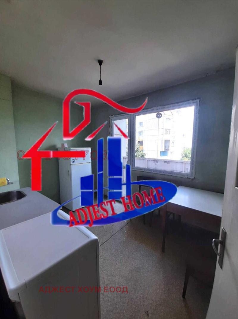 Продава 3-СТАЕН, гр. Разград, Орел, снимка 2 - Апартаменти - 55328858