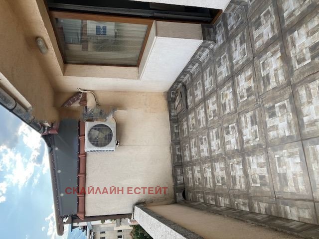 Продава 2-СТАЕН, гр. София, Център