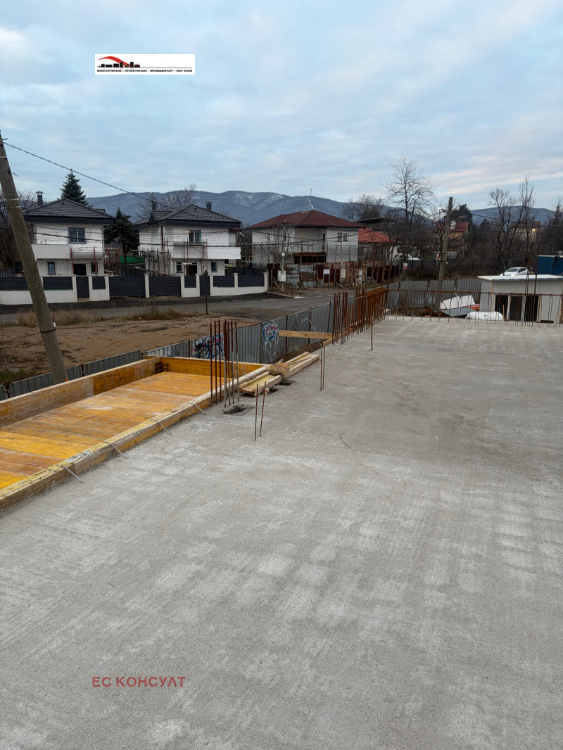 Продава КЪЩА, гр. София, гр. Банкя