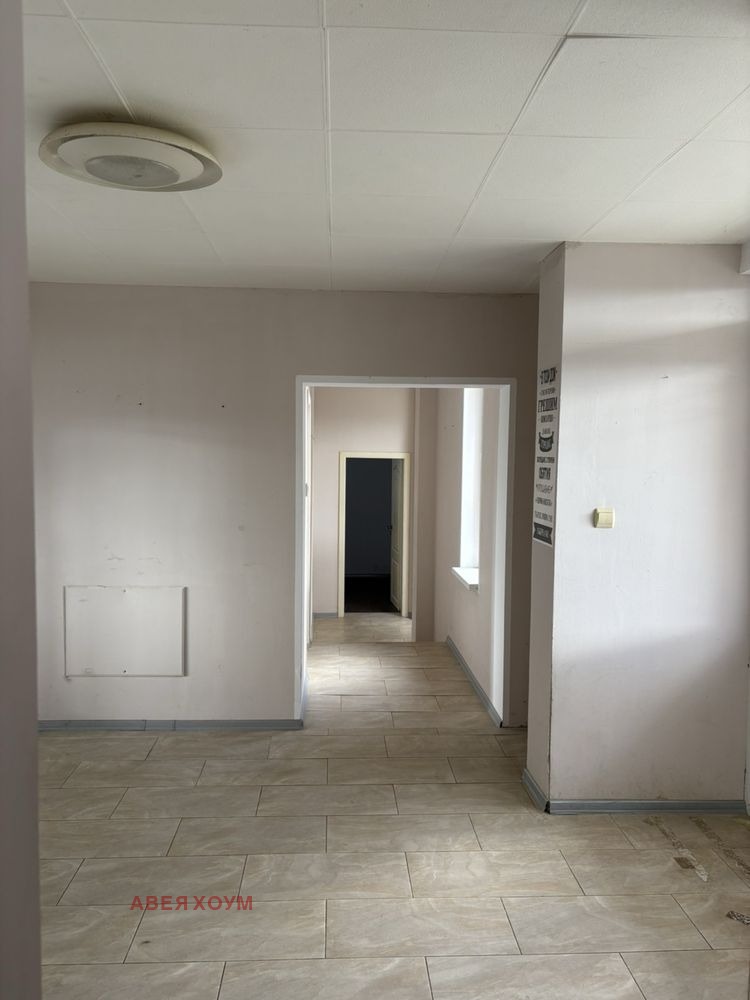 Продава КЪЩА, с. Здравец, област Варна, снимка 13 - Къщи - 55786461