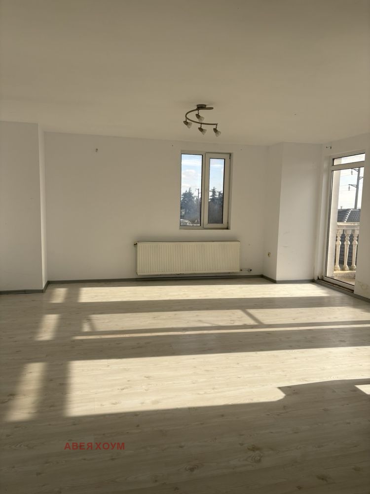 Продава КЪЩА, с. Здравец, област Варна, снимка 6 - Къщи - 55786461