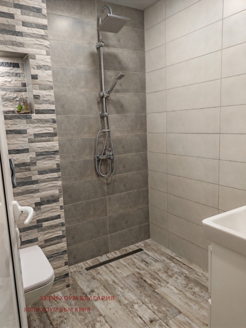 Продава  3-стаен град Русе , Широк център , 108 кв.м | 34139610 - изображение [6]