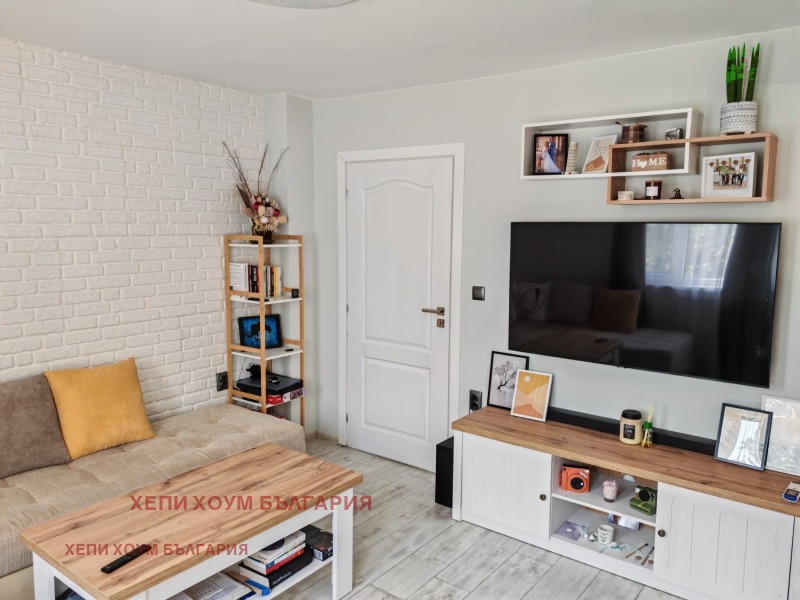 Продава  3-стаен град Русе , Широк център , 108 кв.м | 34139610 - изображение [3]