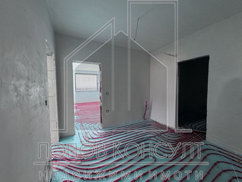 Продава  Къща област Пловдив , с. Първенец , 450 кв.м | 58814457 - изображение [7]