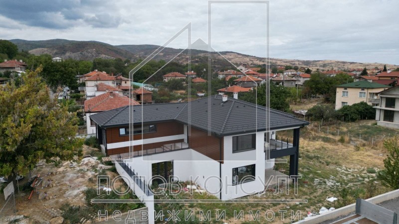 Продава  Къща област Пловдив , с. Първенец , 450 кв.м | 58814457 - изображение [3]