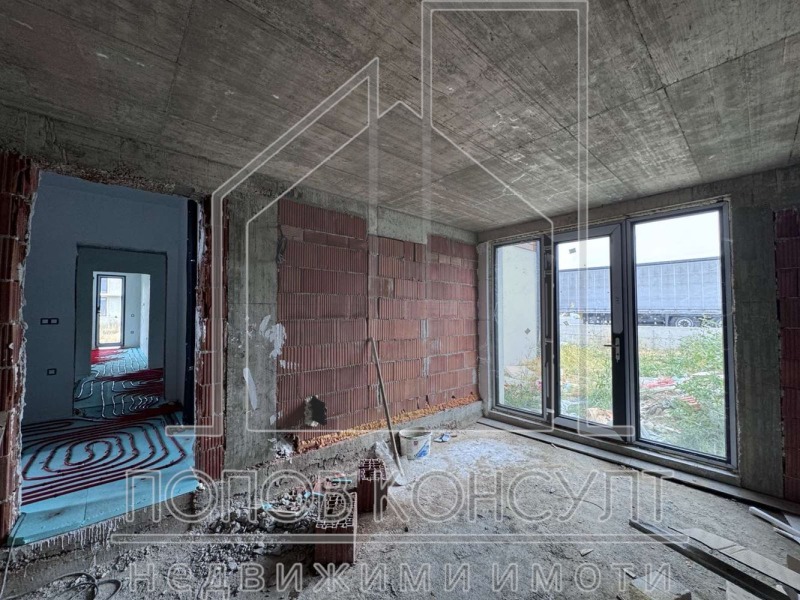 Продава  Къща област Пловдив , с. Първенец , 450 кв.м | 58814457 - изображение [15]
