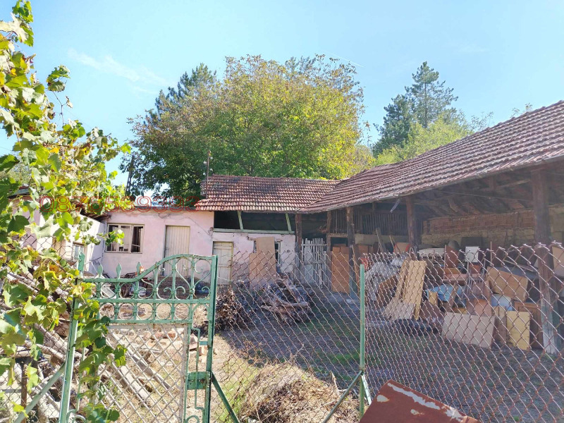 Продава КЪЩА, с. Хотница, област Велико Търново, снимка 8 - Къщи - 52669753