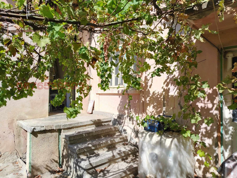 Продава КЪЩА, с. Хотница, област Велико Търново, снимка 3 - Къщи - 52669753