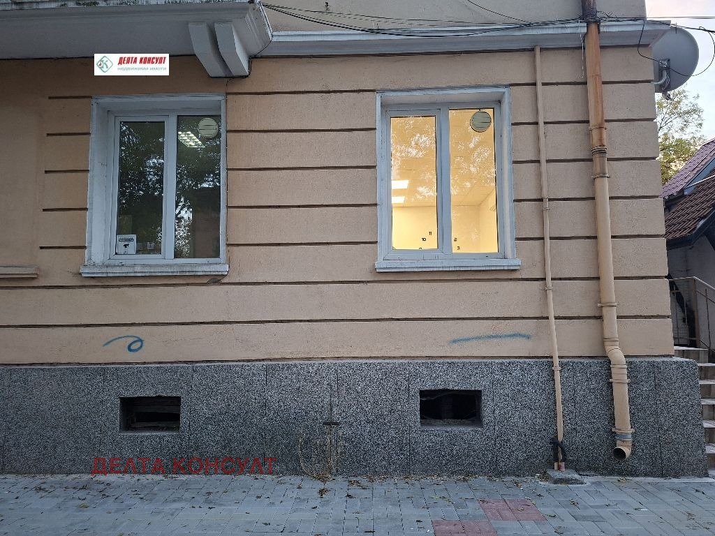 Продава МАГАЗИН, гр. Перник, Изток, снимка 2 - Магазини - 56527421